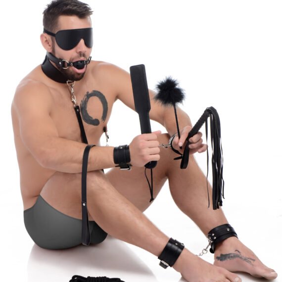 AG728-Male-Model-004b