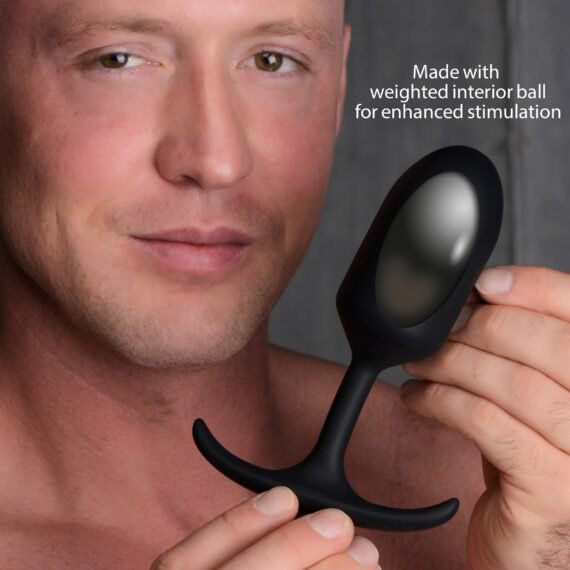 ag472-large-malemodel-001_2