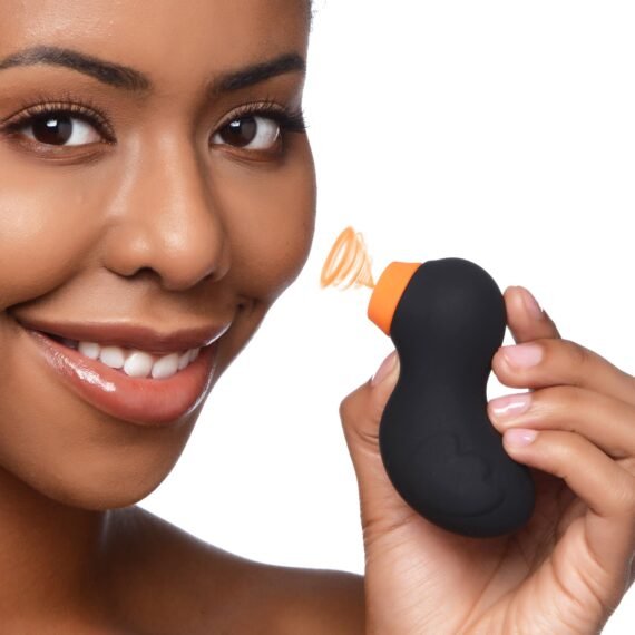 ag685-female-model-001b