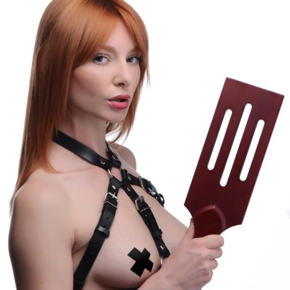 ag692-female-model-001