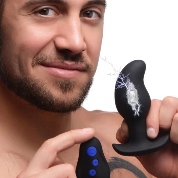 ag721-male-model-001b