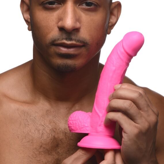 ag767-pink-male-model-001