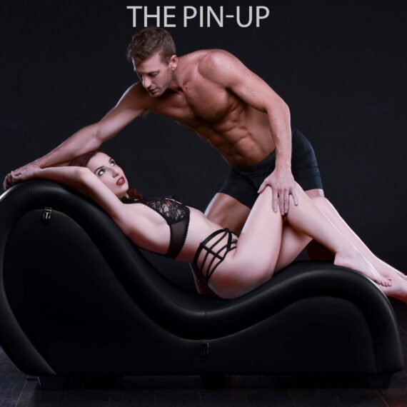 ag830-black-couple-007c