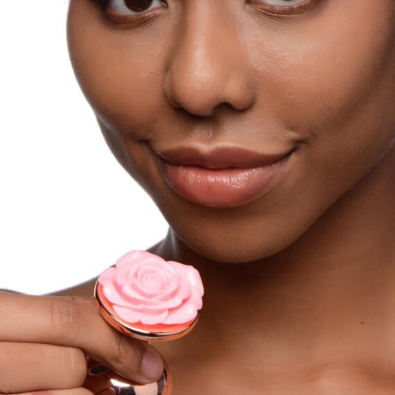 ag855-large-female-model-001