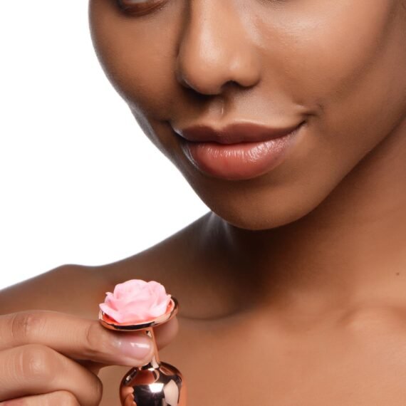 ag855-small-female-model-001