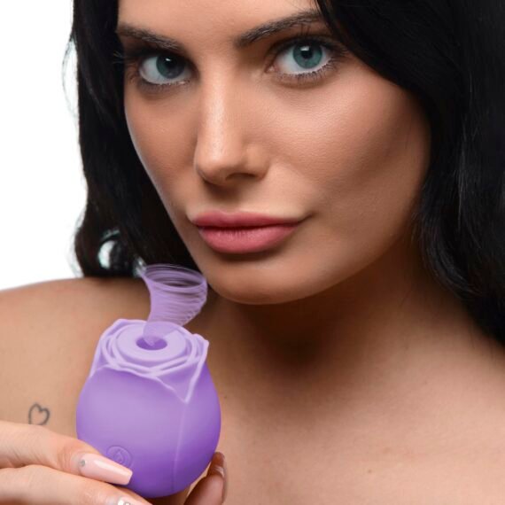 ag871-female-model-001