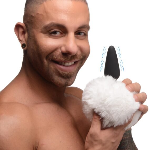 ag980-white-male-model-001-large